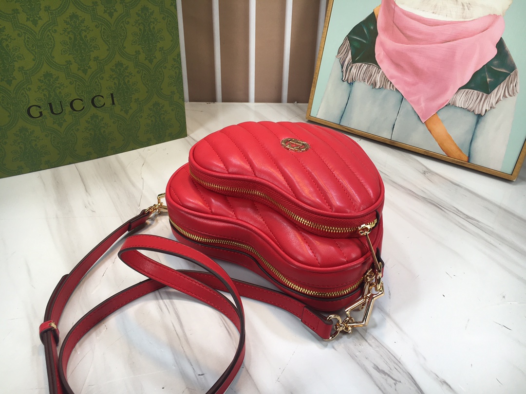 Gucci Satchel Bags